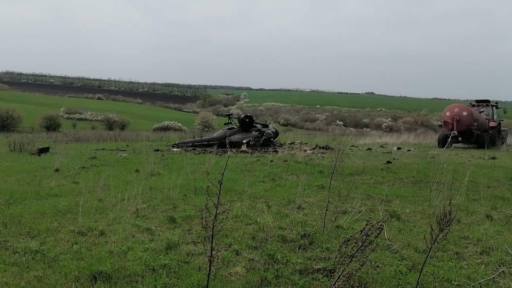 В Мостовском районе Краснодарского края упал вертолет Ми-2, производивший обработку сельскохозяйственных угодий В Мостовском районе Краснодарского края упал вертолет Ми-2, производивший обработку сельскохозяйственных угодий - РИА Новости, 1920, 17.04.2022