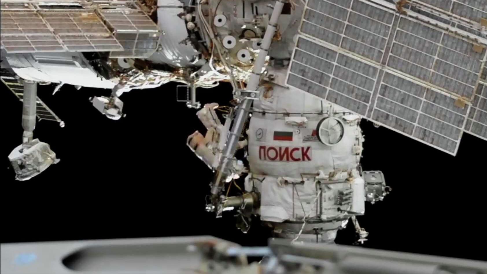 Выход в открытый космос с борта МКС российских космонавтов Олега Артемьева и Дениса Матвеева Выход в открытый космос с борта МКС российских космонавтов Олега Артемьева и Дениса Матвеева - РИА Новости, 1920, 01.05.2022