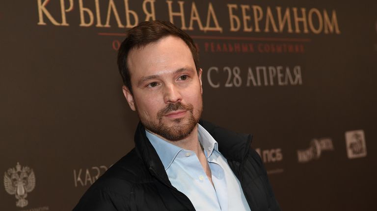 Актер Алексей Чадов на премьере фильма Константина Буслова 1941. Крылья над Берлином в кинотеатре КАРО 11 Октябрь в Москве Актер Алексей Чадов на премьере фильма Константина Буслова 1941. Крылья над Берлином в кинотеатре КАРО 11 Октябрь в Москве