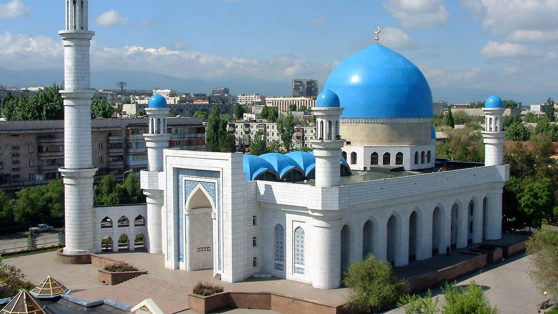 Алматинская центральная городская мечеть Алматинская центральная городская мечеть - РИА Новости, 1920, 23.04.2022