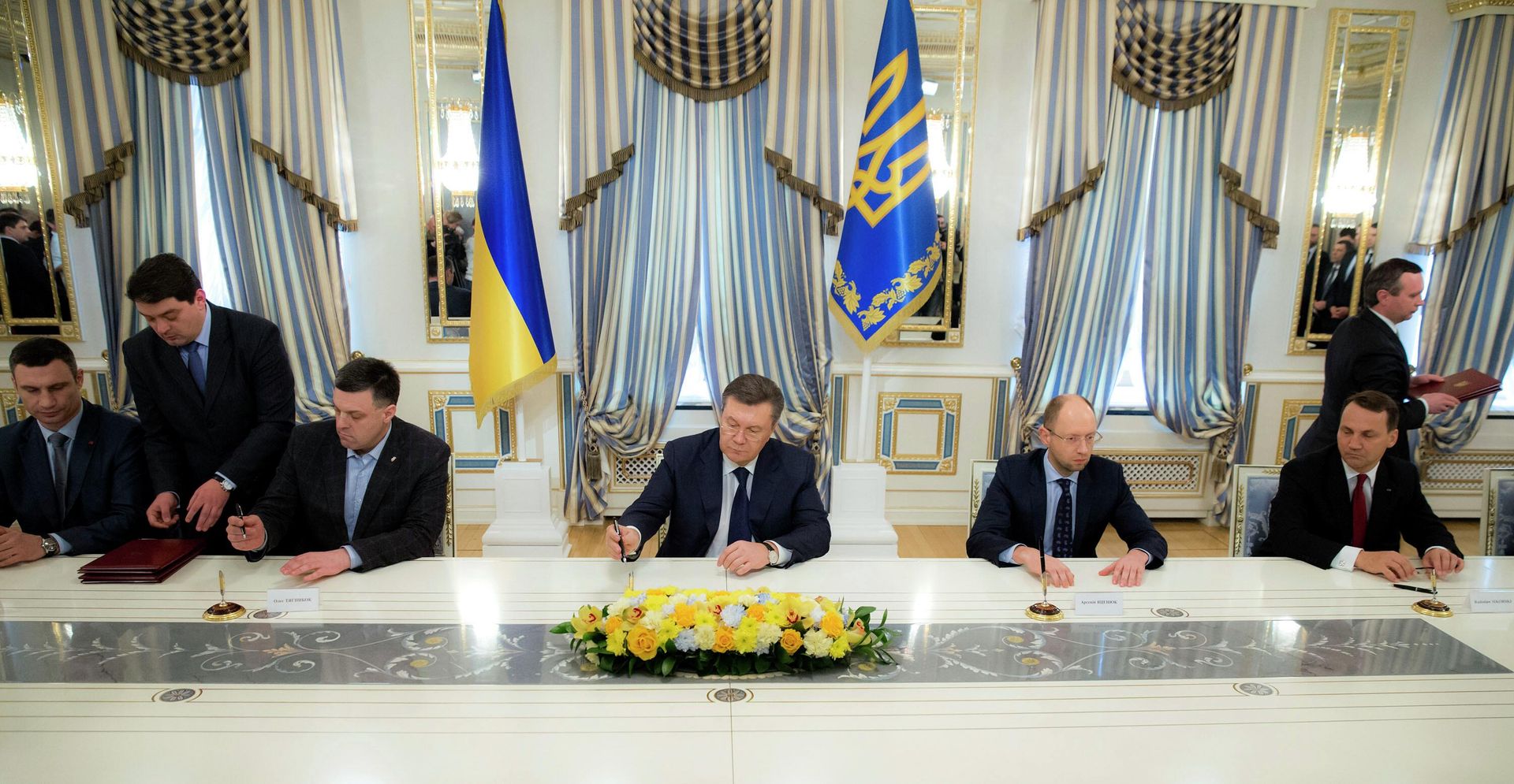 Подписание соглашения об урегулированиие кризиса на Украине. Подписание соглашения об урегулированиие кризиса на Украине. - РИА Новости, 1920, 22.04.2022