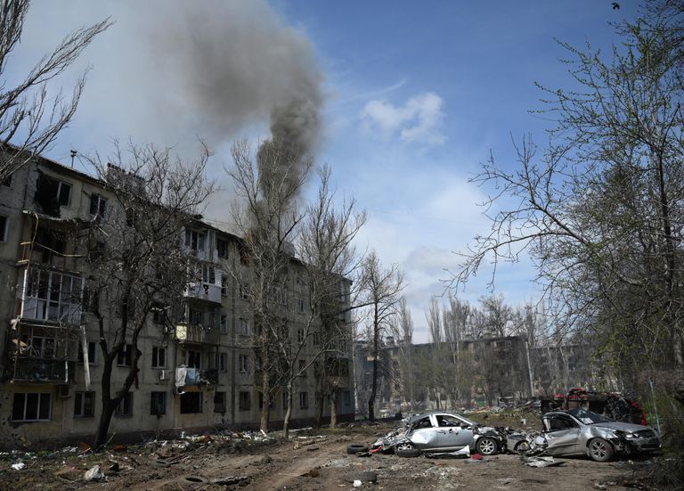 Пожар в квартире жилого дома в Левобережном районе Мариуполя Пожар в квартире жилого дома в Левобережном районе Мариуполя