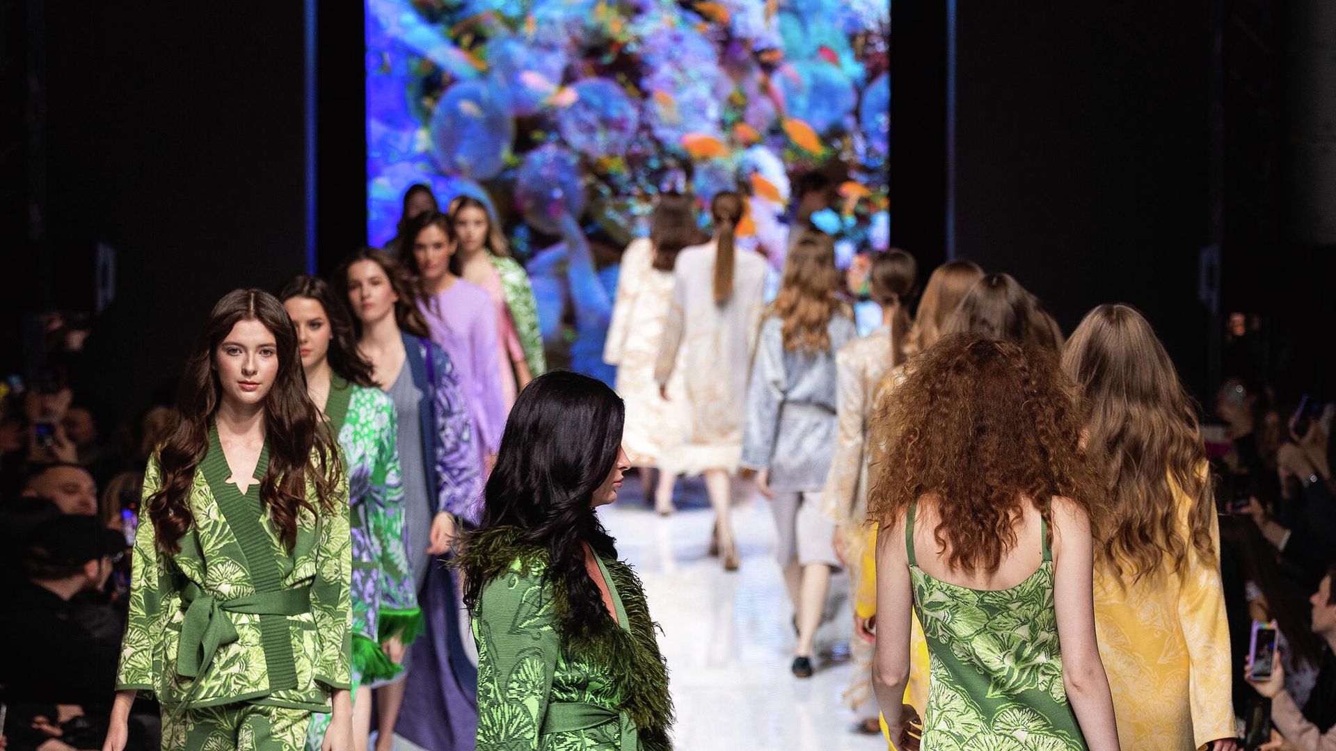 Maison Kaleidoscope на Seasons Fashion Week SS’2022 Maison Kaleidoscope на Seasons Fashion Week SS’2022 - РИА Новости, 1920, 20.06.2022