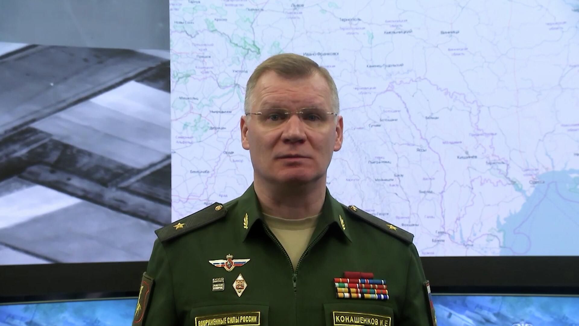 Конашенков: Российскими войсками в ночное время выполнено 423 огневые задачи Конашенков: Российскими войсками в ночное время выполнено 423 огневые задачи - РИА Новости, 1920, 24.04.2022