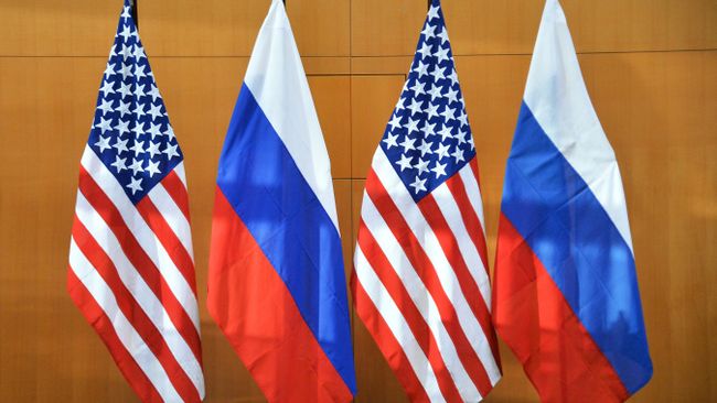 Флаги России и США Флаги России и США