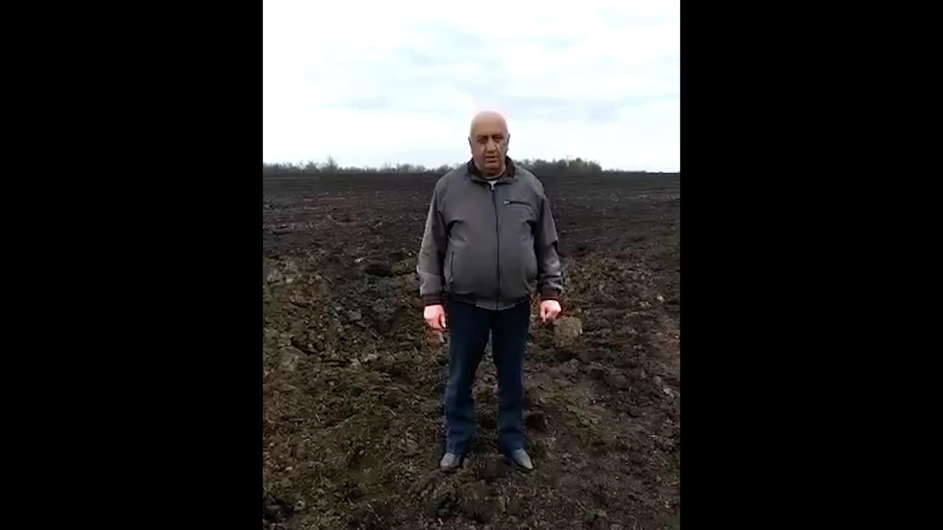Иван Кравченко о прилетевшем снаряде в Белогородской области Иван Кравченко о прилетевшем снаряде в Белогородской области - РИА Новости, 1920, 24.04.2022