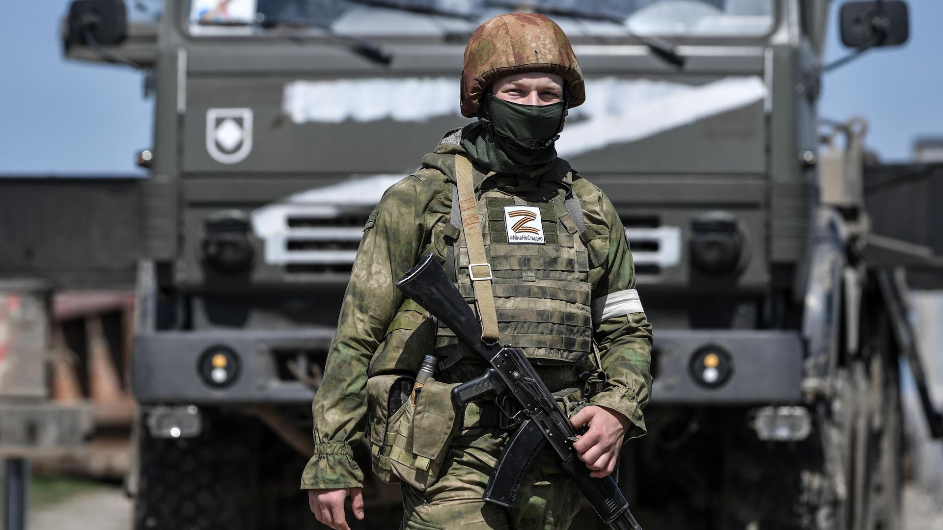Военнослужащий Росгвардии в Херсонской области Военнослужащий Росгвардии в Херсонской области - РИА Новости, 1920, 09.06.2022