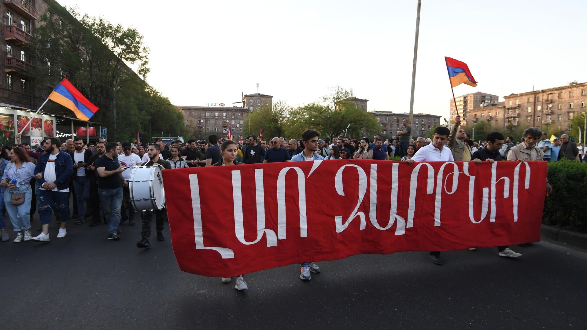 Участники оппозиционного марша Проснись, Лао в Ереване Участники оппозиционного марша Проснись, Лао в Ереване - РИА Новости, 1920, 27.04.2022