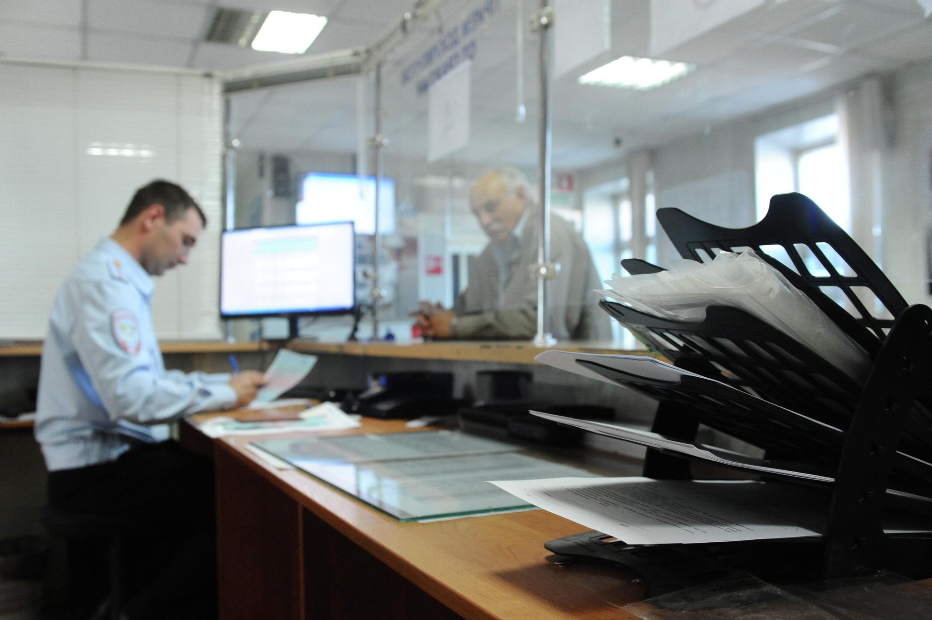 Работа в отделение МРЭО ГИБДД УМВД России по Тамбовской области Работа в отделение МРЭО ГИБДД УМВД России по Тамбовской области - РИА Новости, 1920, 30.04.2022