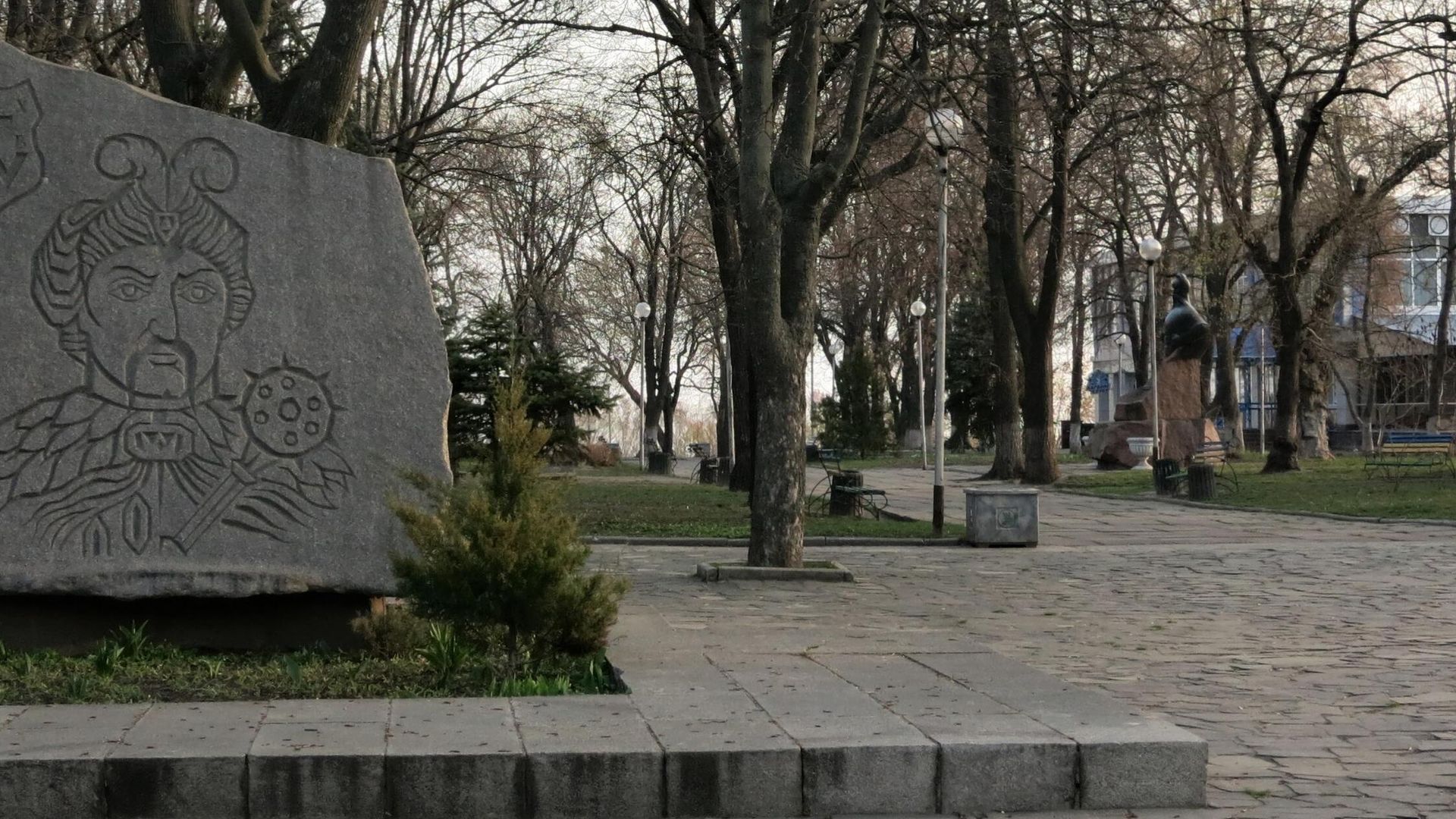 Сквер Богдана Хмельницкого в Черкассах - РИА Новости, 1920, 15.12.2022