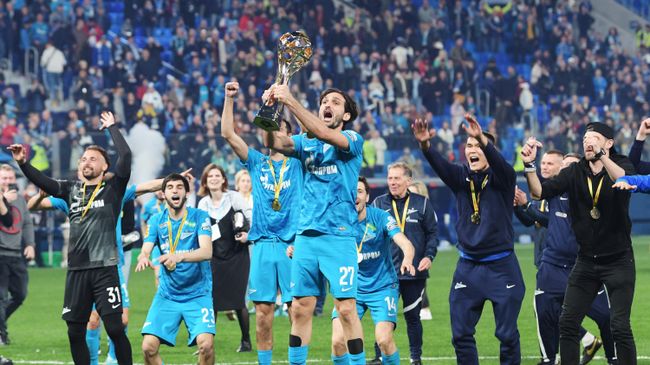 Футбол. Празднование чемпионства ФК Зенит