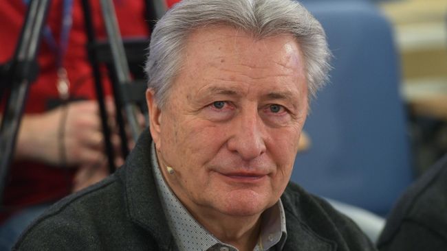 Председатель совета легенд Ночной хоккейной лиги Александр Якушев
