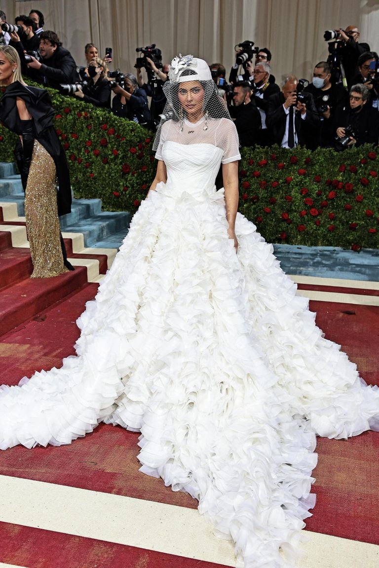 Кайли Дженнер на балу Института костюма Met Gala Кайли Дженнер на балу Института костюма Met Gala