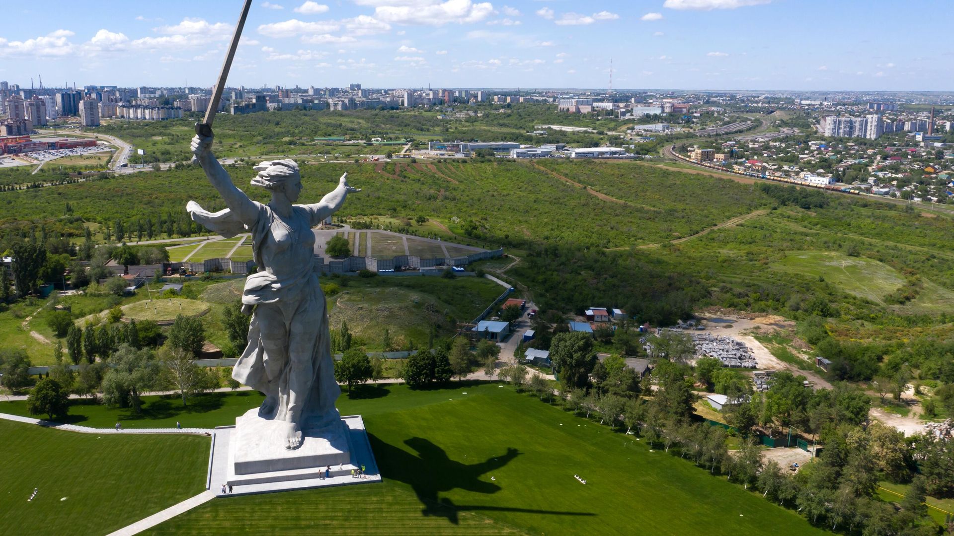 Монумент Родина-мать зовет! на Мамаевом кургане в Волгограде Монумент Родина-мать зовет! на Мамаевом кургане в Волгограде - РИА Новости, 1920, 02.08.2022