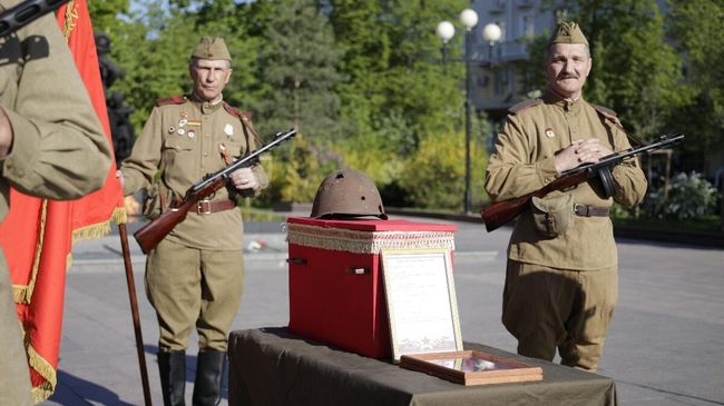 Останки погибшего в 1943-м под Белгородом воина переданы на его родину в Ставрополье Останки погибшего в 1943-м под Белгородом воина переданы на его родину в Ставрополье