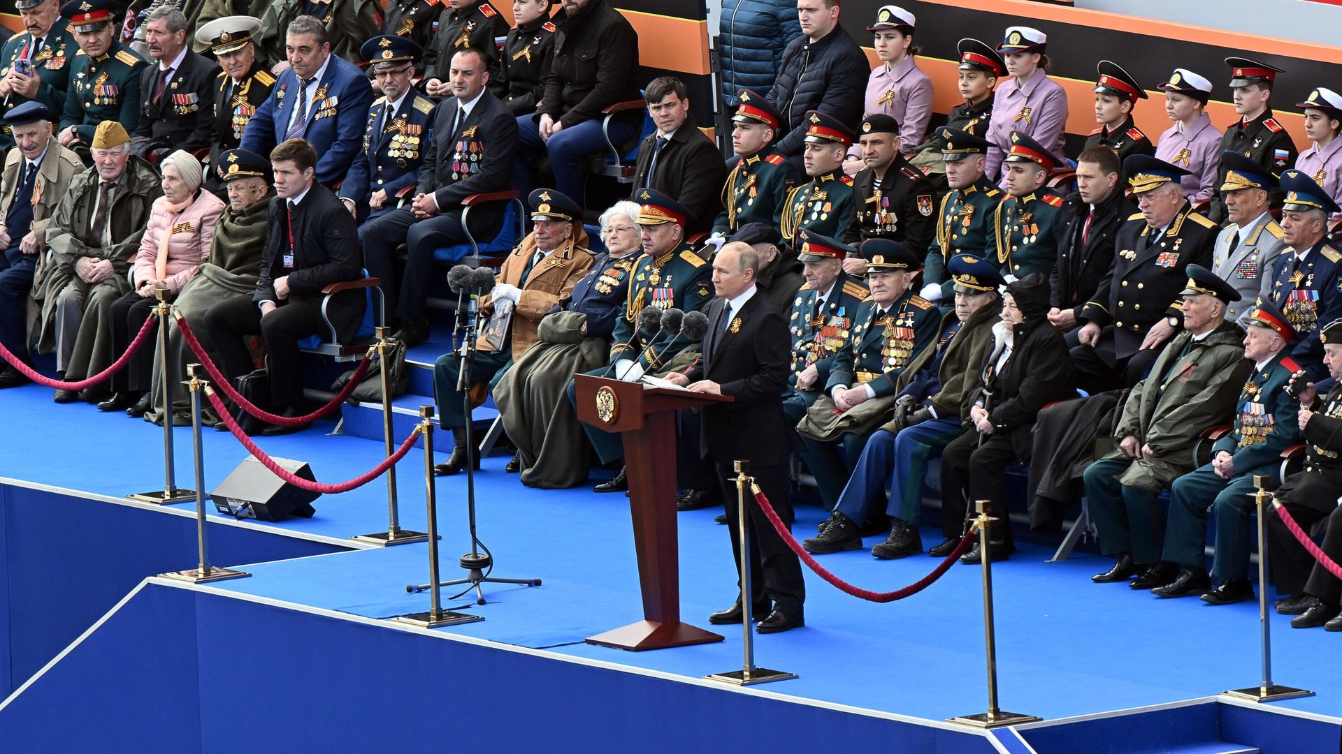 Президент России Владимир Путин выступает на военном параде Президент России Владимир Путин выступает на военном параде - РИА Новости, 1920, 04.05.2023
