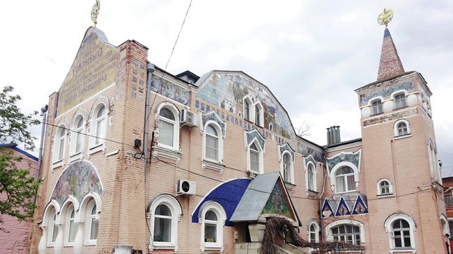 Комплекс Великокняжеской церкви, Дом призрения (1913 г.) Комплекс Великокняжеской церкви, Дом призрения (1913 г.)