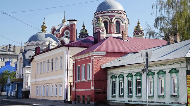 Комплекс Великокняжеской церкви (1883-1911 г.), построенный купцом Заусайловым Комплекс Великокняжеской церкви (1883-1911 г.), построенный купцом Заусайловым