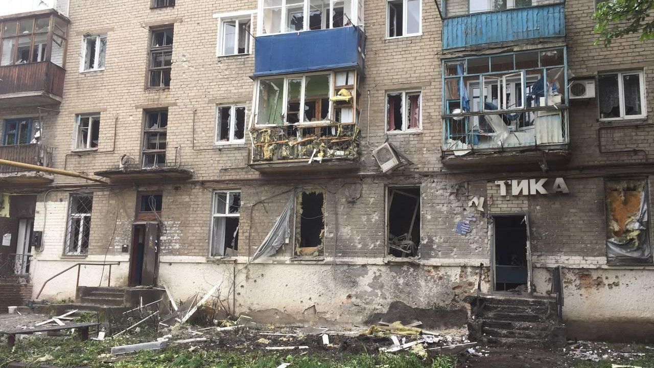 Последствия обстрела Петровского района Донецка Последствия обстрела Петровского района Донецка - РИА Новости, 1920, 14.05.2022