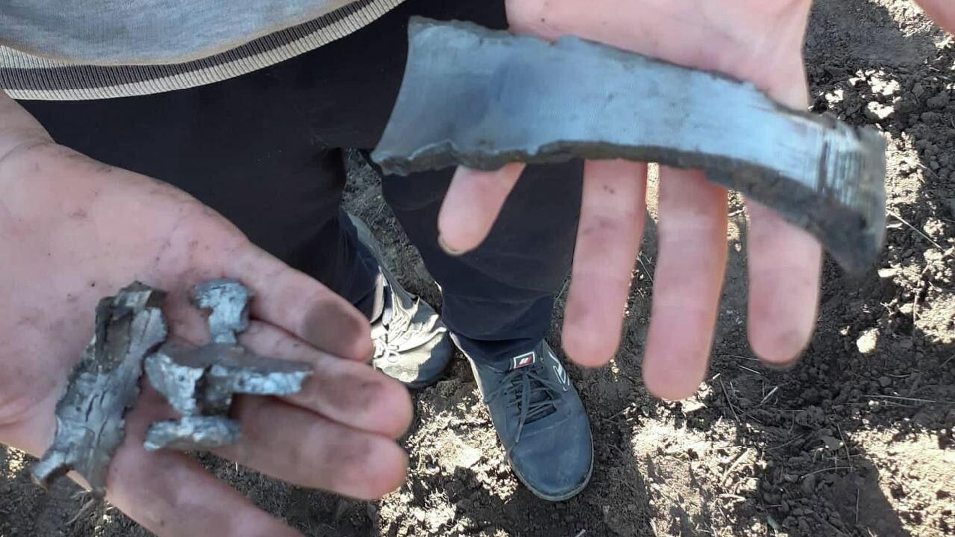 Последствия обстрела со стороны ВСУ села Теткино в Курской области Последствия обстрела со стороны ВСУ села Теткино в Курской области - РИА Новости, 1920, 07.10.2022