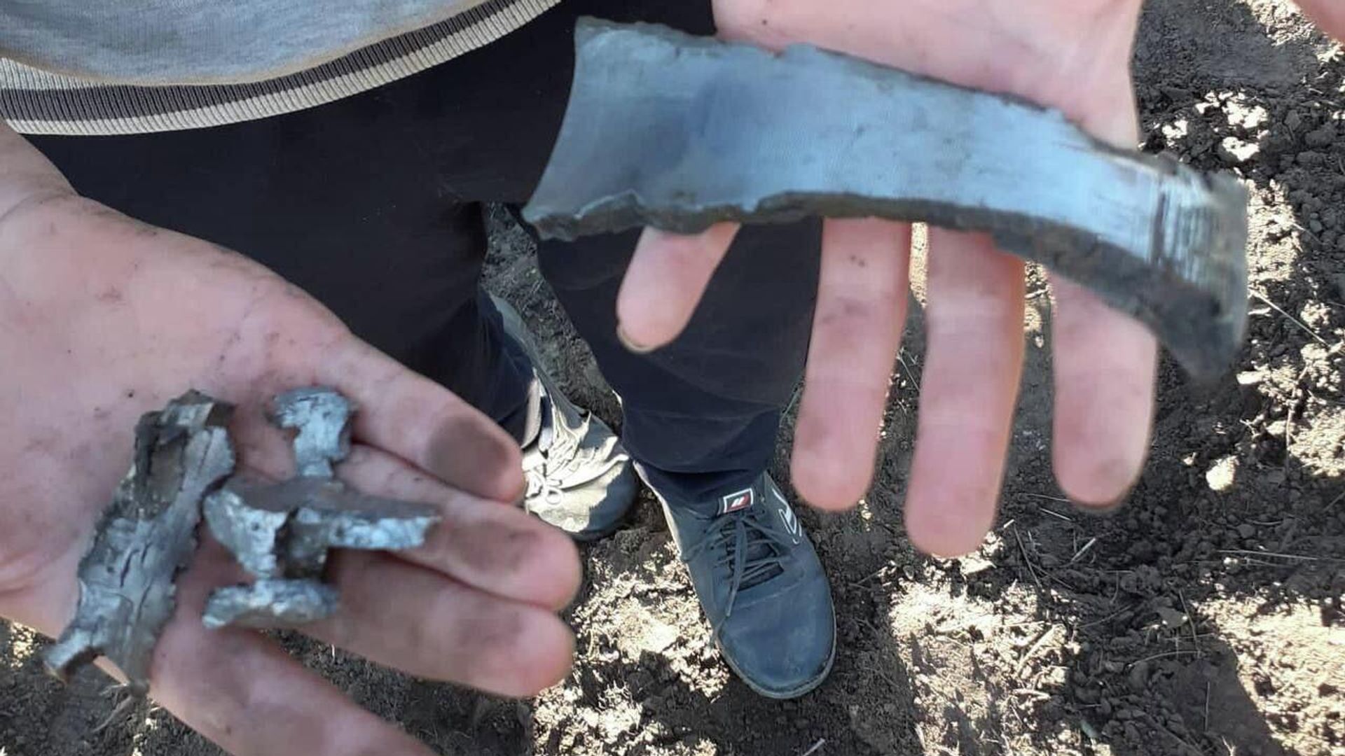 Последствия обстрела со стороны ВСУ села Теткино в Курской области Последствия обстрела со стороны ВСУ села Теткино в Курской области - РИА Новости, 1920, 05.09.2022