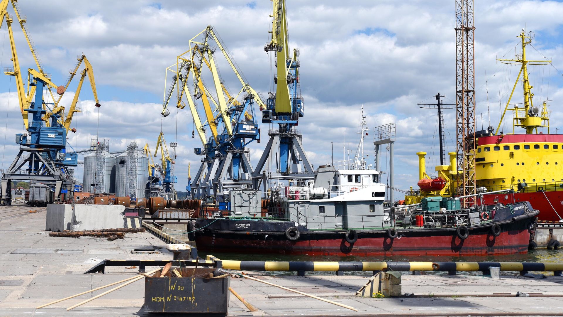 Морской порт Мариуполя Морской порт Мариуполя - РИА Новости, 1920, 24.05.2022
