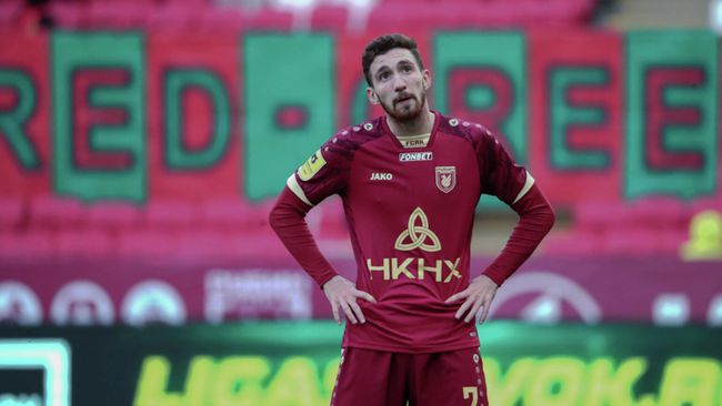 Полузащитник Рубина Солтмурад Бакаев