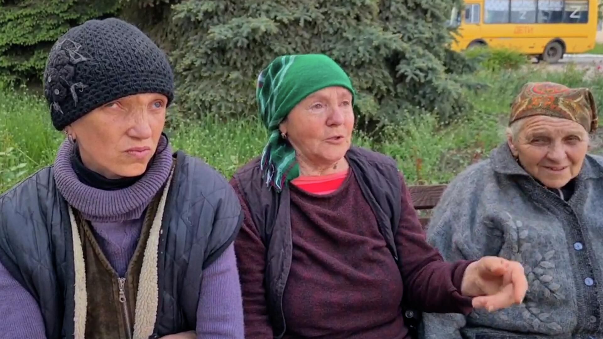 Сначала бомбили, потом сжигали – жительница ЛНР об обстреле нацистами домов фосфорными снарядами Сначала бомбили, потом сжигали – жительница ЛНР об обстреле нацистами домов фосфорными снарядами - РИА Новости, 1920, 21.05.2022