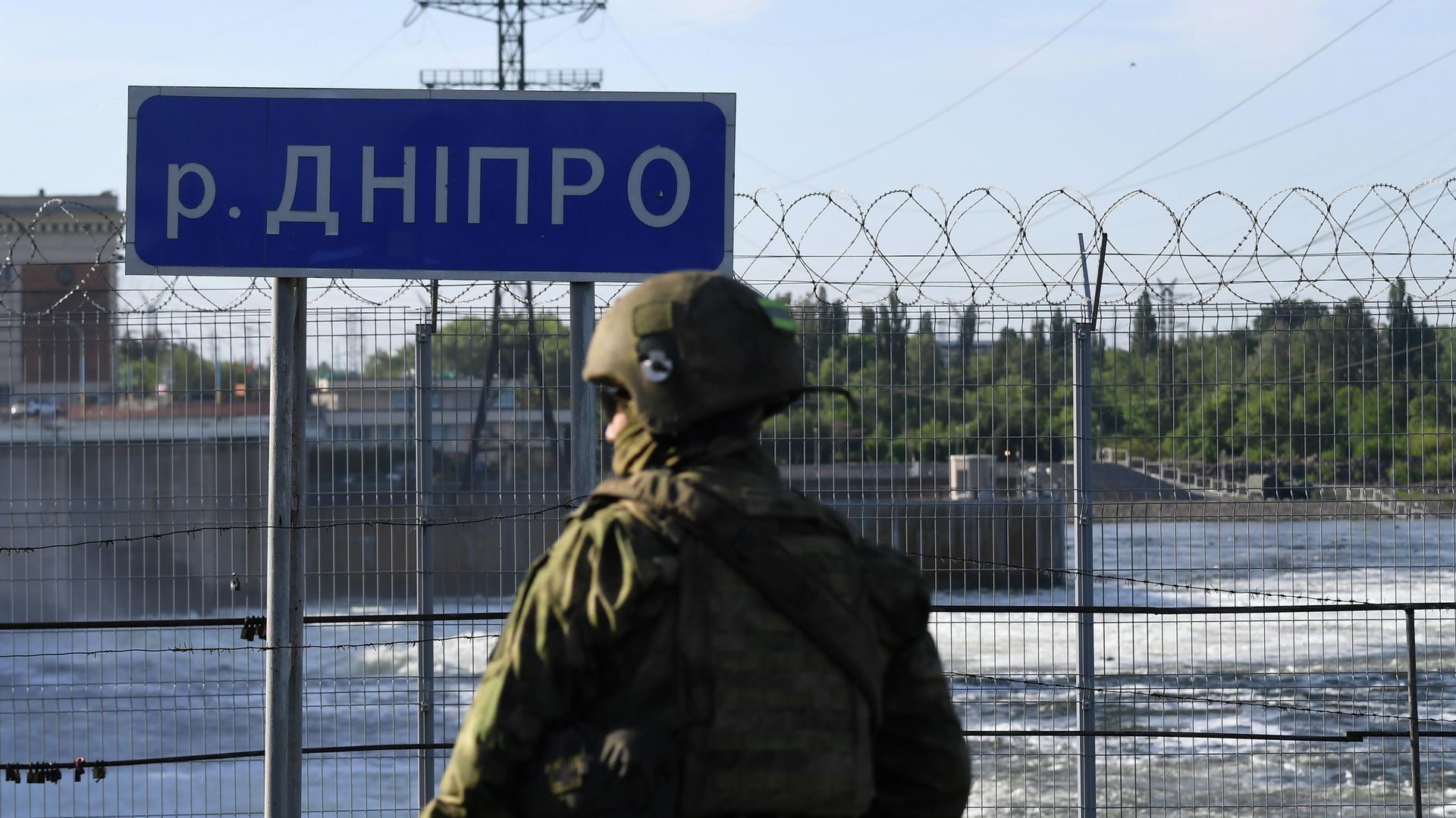 Российский военнослужащий на берегу Днепра Российский военнослужащий на берегу Днепра - РИА Новости, 1920, 24.09.2022