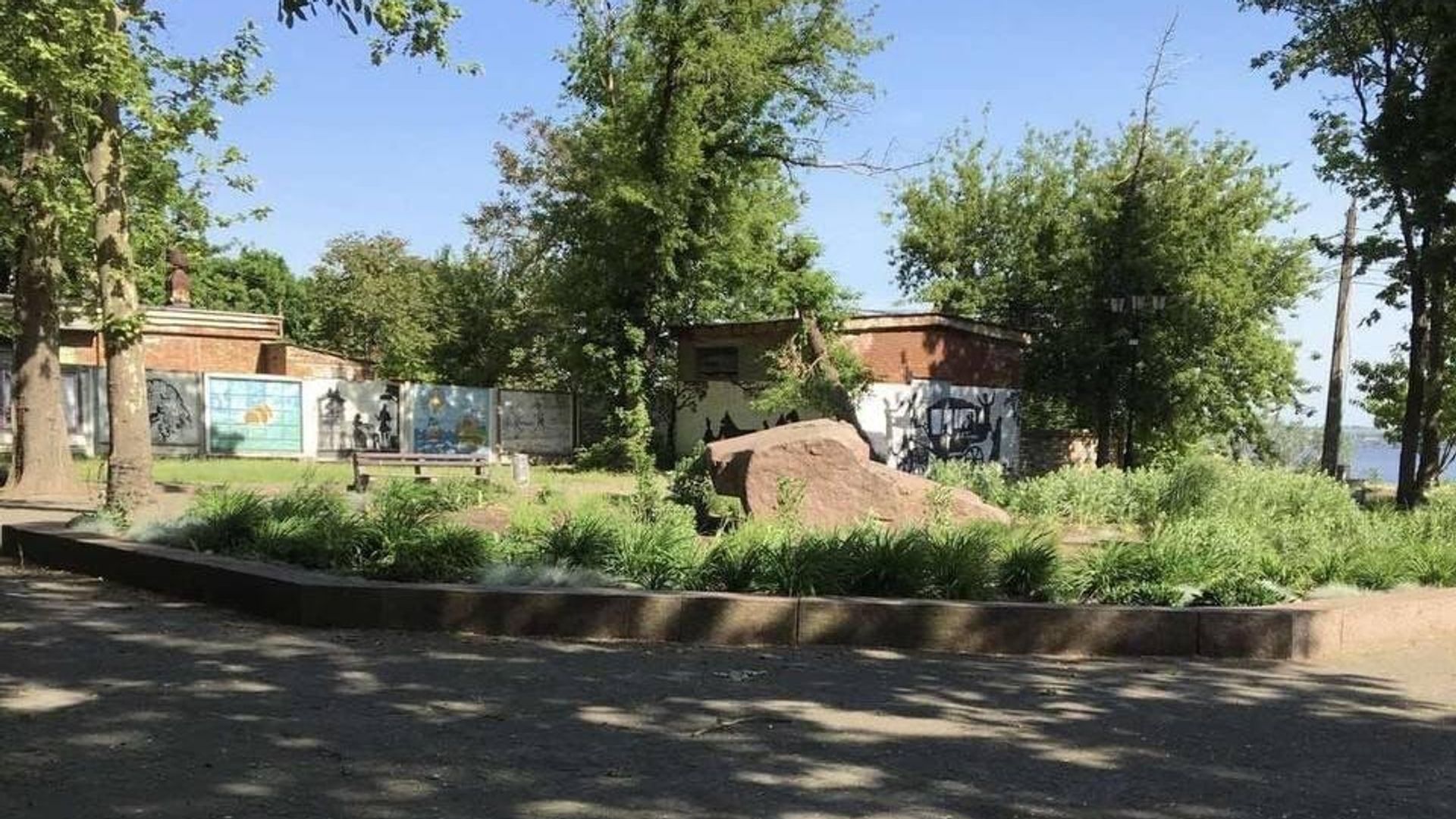 Памятник Пушкину исчез с постамента в Николаеве Памятник Пушкину исчез с постамента в Николаеве - РИА Новости, 1920, 21.05.2022