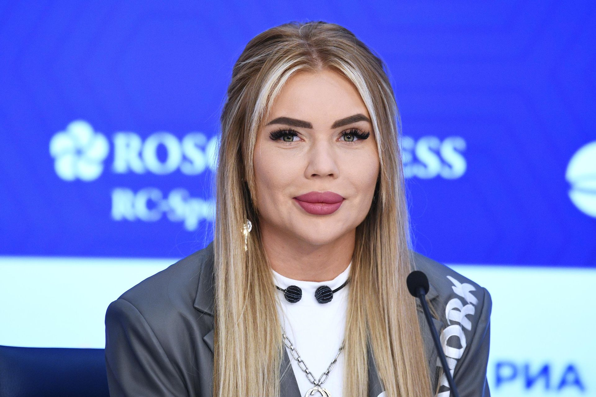 Видеоблогер, певица, актриса Карина Кросс Видеоблогер, певица, актриса Карина Кросс - РИА Новости, 1920, 29.09.2023