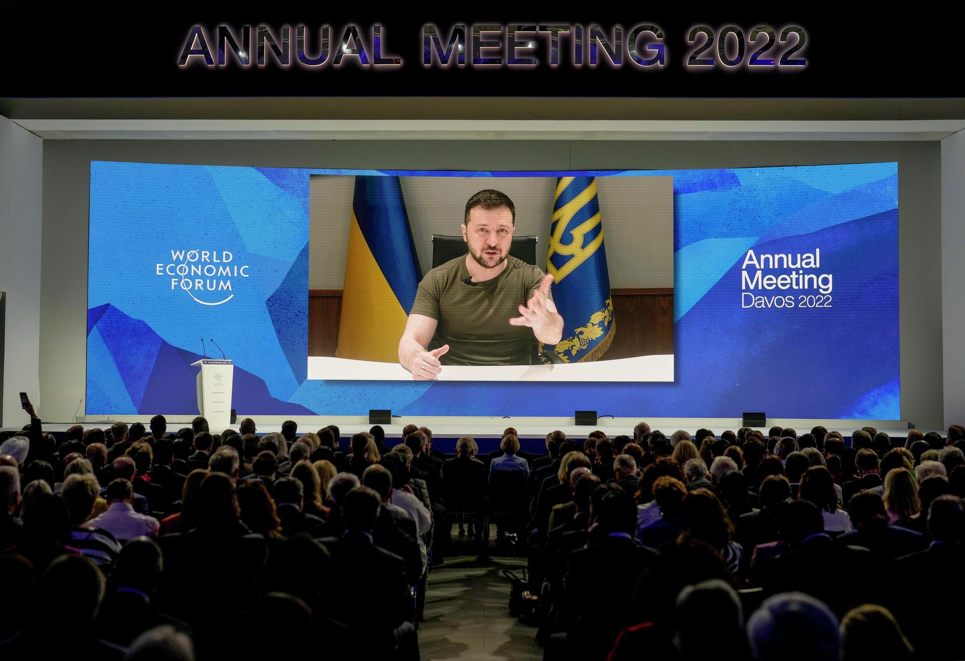 Выступление президента Украины Владимира Зеленского во время Всемирного экономического форума в Давосе Выступление президента Украины Владимира Зеленского во время Всемирного экономического форума в Давосе - РИА Новости, 1920, 18.08.2022