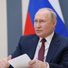 Президент России Владимир Путин участвует в режиме видеоконференции в пленарной сессии первого Евразийского экономического форума, который проходит в Бишкеке Президент России Владимир Путин участвует в режиме видеоконференции в пленарной сессии первого Евразийского экономического форума, который проходит в Бишкеке