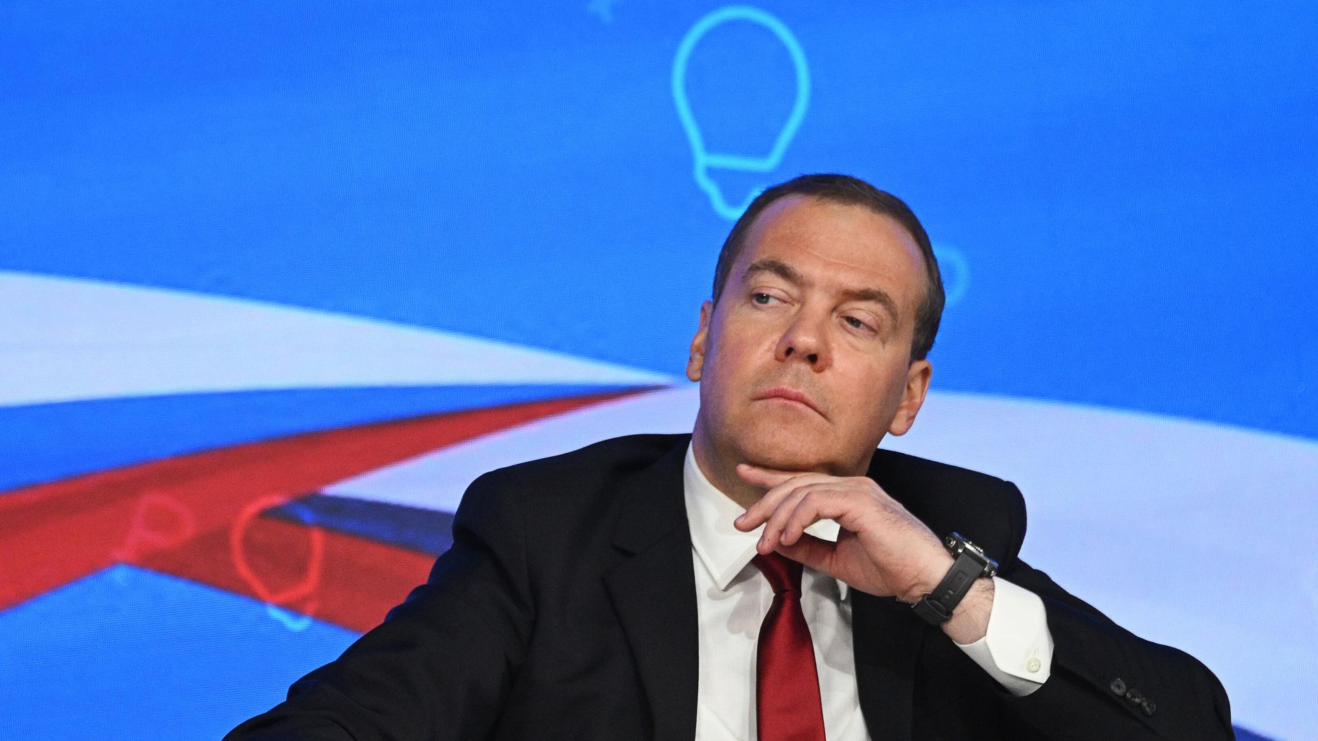 Заместитель председателя Совета Безопасности России Дмитрий Медведев Заместитель председателя Совета Безопасности России Дмитрий Медведев - РИА Новости, 1920, 14.06.2022