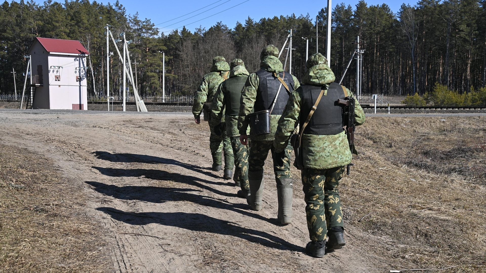 Белорусские пограничники на белорусско-украинской границе Белорусские пограничники на белорусско-украинской границе - РИА Новости, 1920, 12.10.2022