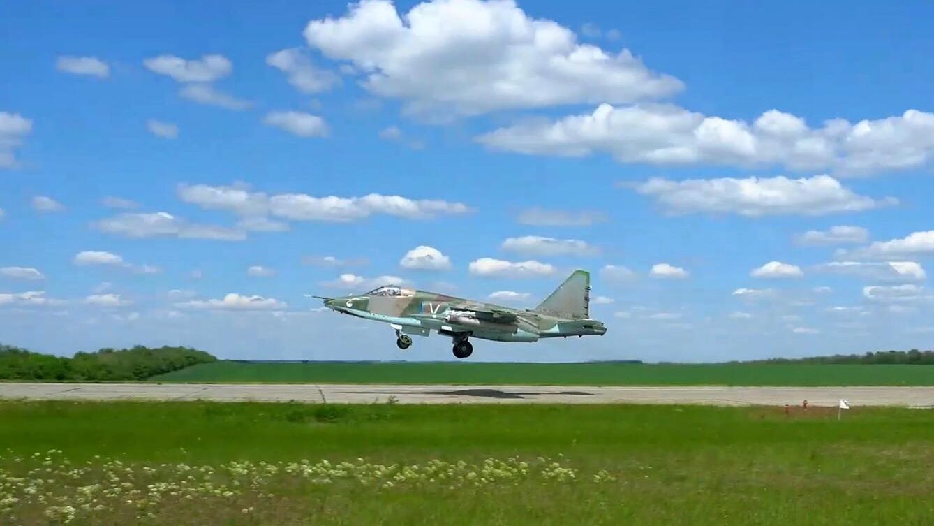 Штурмовик Су-25 Штурмовик Су-25 - РИА Новости, 1920, 04.10.2022