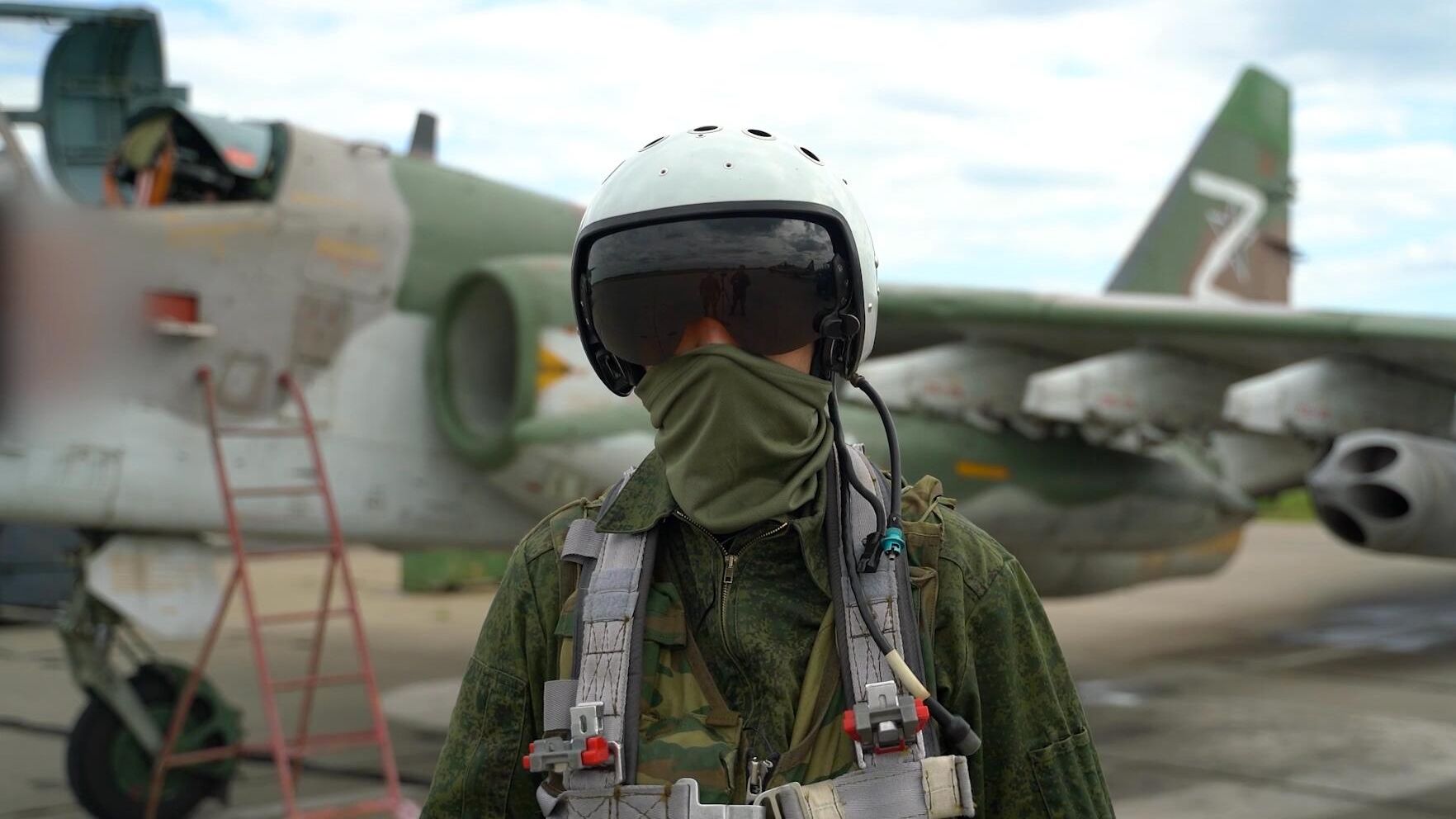 Летчик штурмовика Су-25 ВКС России Летчик штурмовика Су-25 ВКС России - РИА Новости, 1920, 26.06.2023