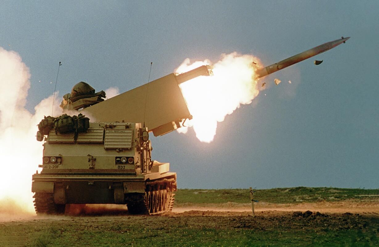 Американская реактивная система залпового огня GMLRS Американская реактивная система залпового огня GMLRS - РИА Новости, 1920, 05.09.2024