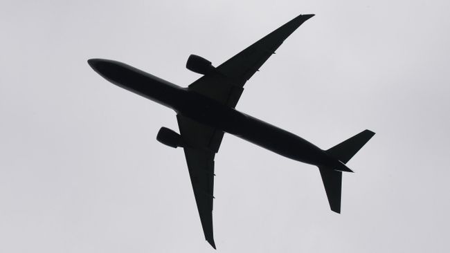 Самолет Boeing 777-300