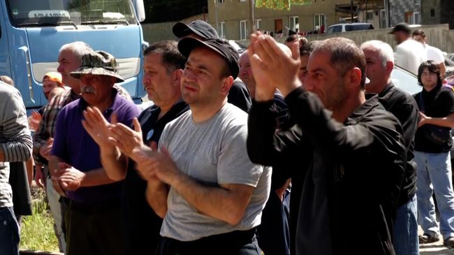 Забастовка работников завода Боржоми Забастовка работников завода Боржоми