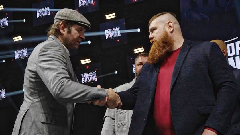 Александр Емельяненко и Вячеслав Дацик Александр Емельяненко и Вячеслав Дацик - РИА Новости, 1920, 26.02.2024