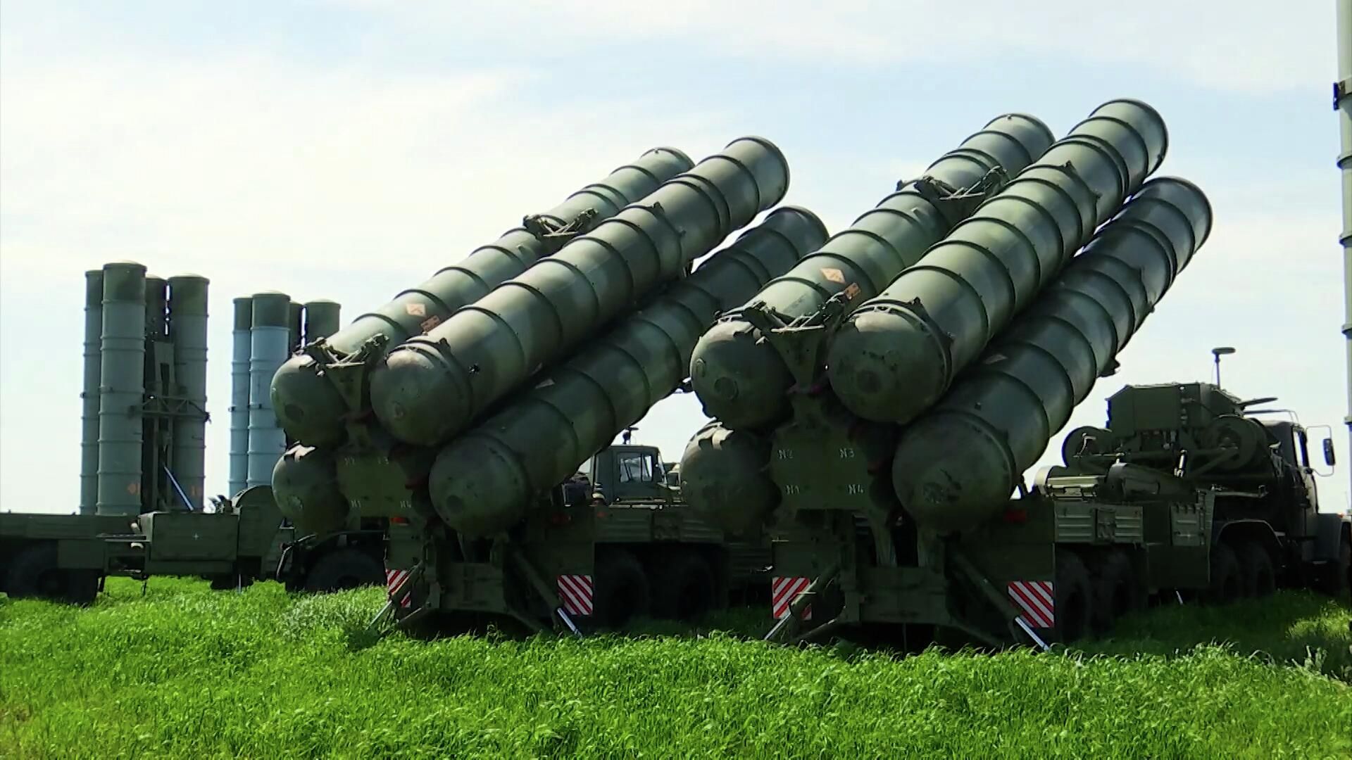 Кадры боевой работы зенитной ракетной системы С-300ПМ2 Фаворит в ходе спецоперации - РИА Новости, 1920, 02.06.2022