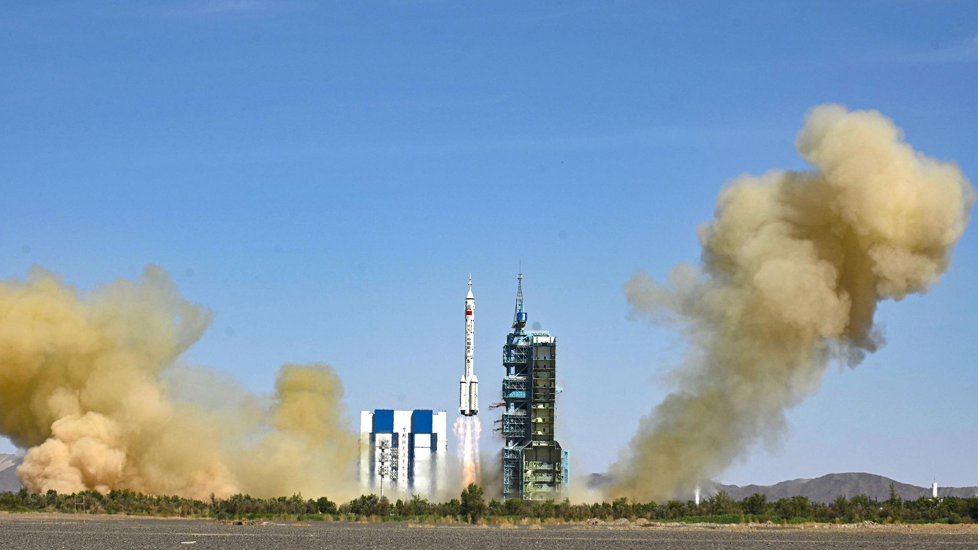 Запуск пилотируемого космического корабля Шэньчжоу-14 в Китае - РИА Новости, 1920, 05.06.2022