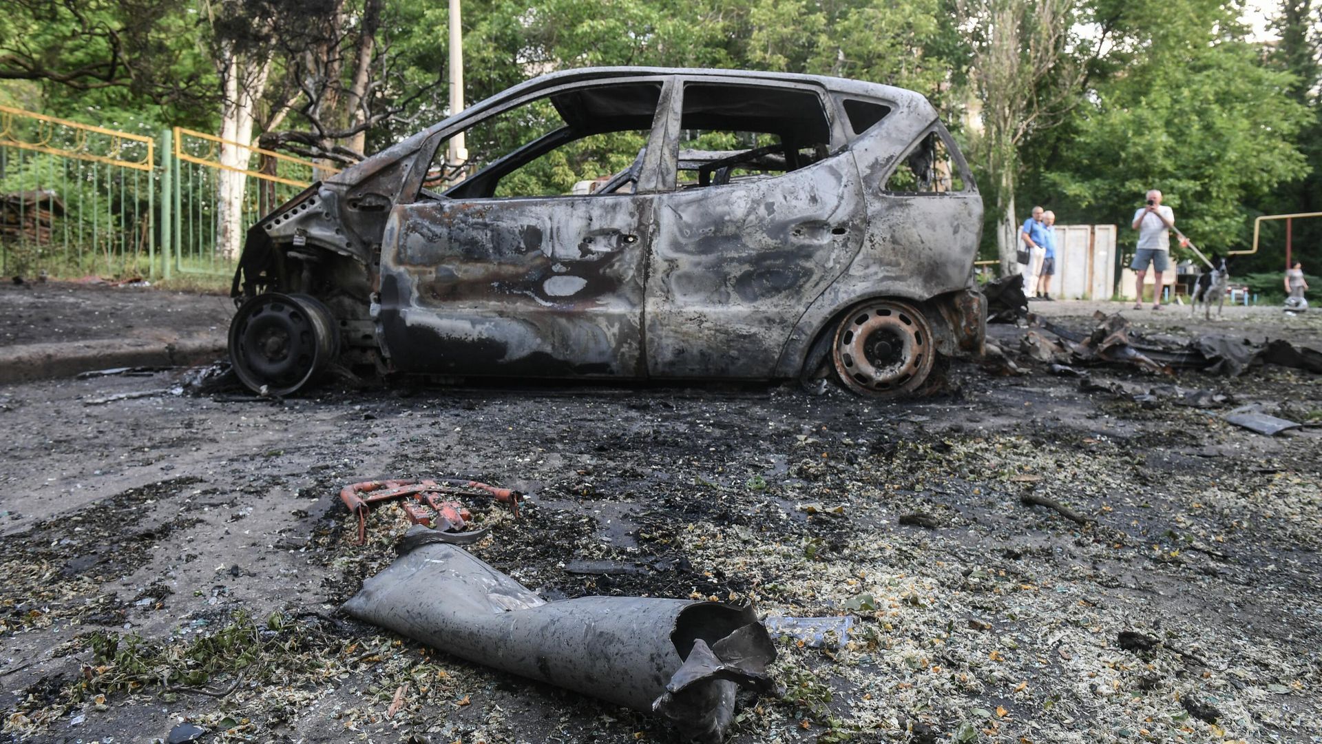 Сгоревший автомобиль в Донецке Сгоревший автомобиль в Донецке - РИА Новости, 1920, 09.06.2022