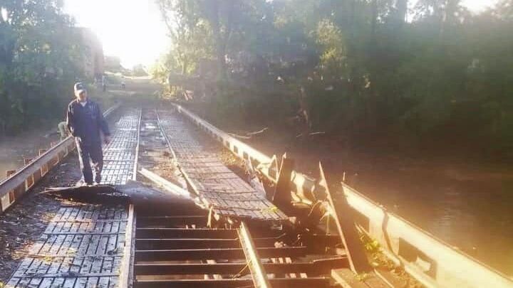 Разрушенная железная дорога в поселке Теткино Курской области в результате утреннего обстрела со стороны украинских военных Разрушенная железная дорога в поселке Теткино Курской области в результате утреннего обстрела со стороны украинских военных - РИА Новости, 1920, 07.06.2022