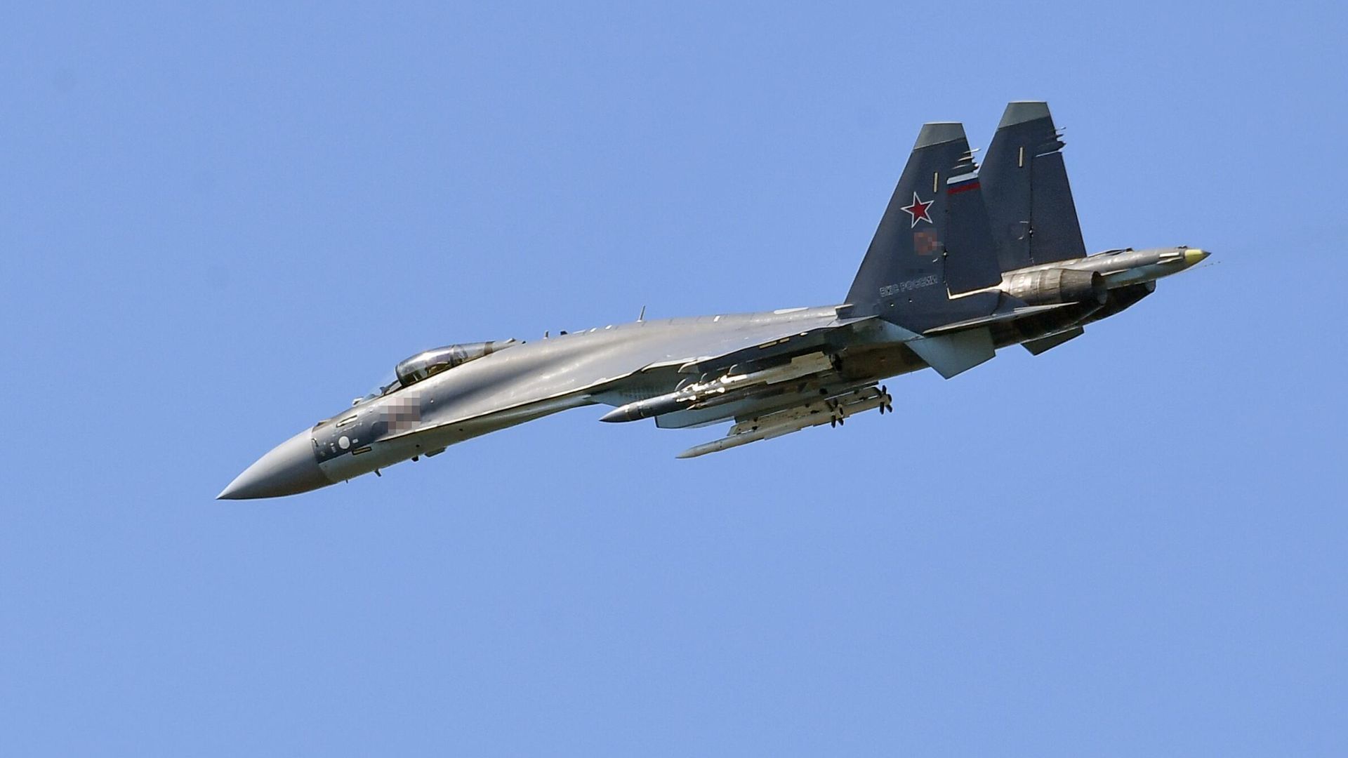 Российский многоцелевой истребитель Су-35 Российский многоцелевой истребитель Су-35 - РИА Новости, 1920, 07.06.2022