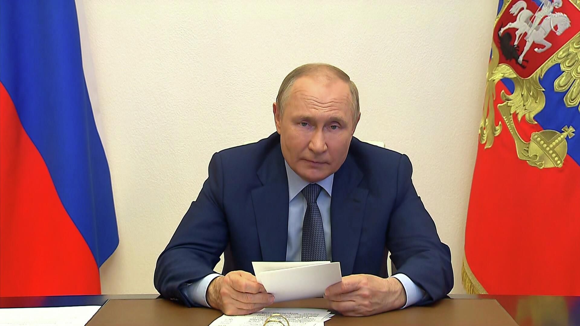 Путин: Важно поддержать потребительский спрос Путин: Важно поддержать потребительский спрос - РИА Новости, 1920, 07.06.2022