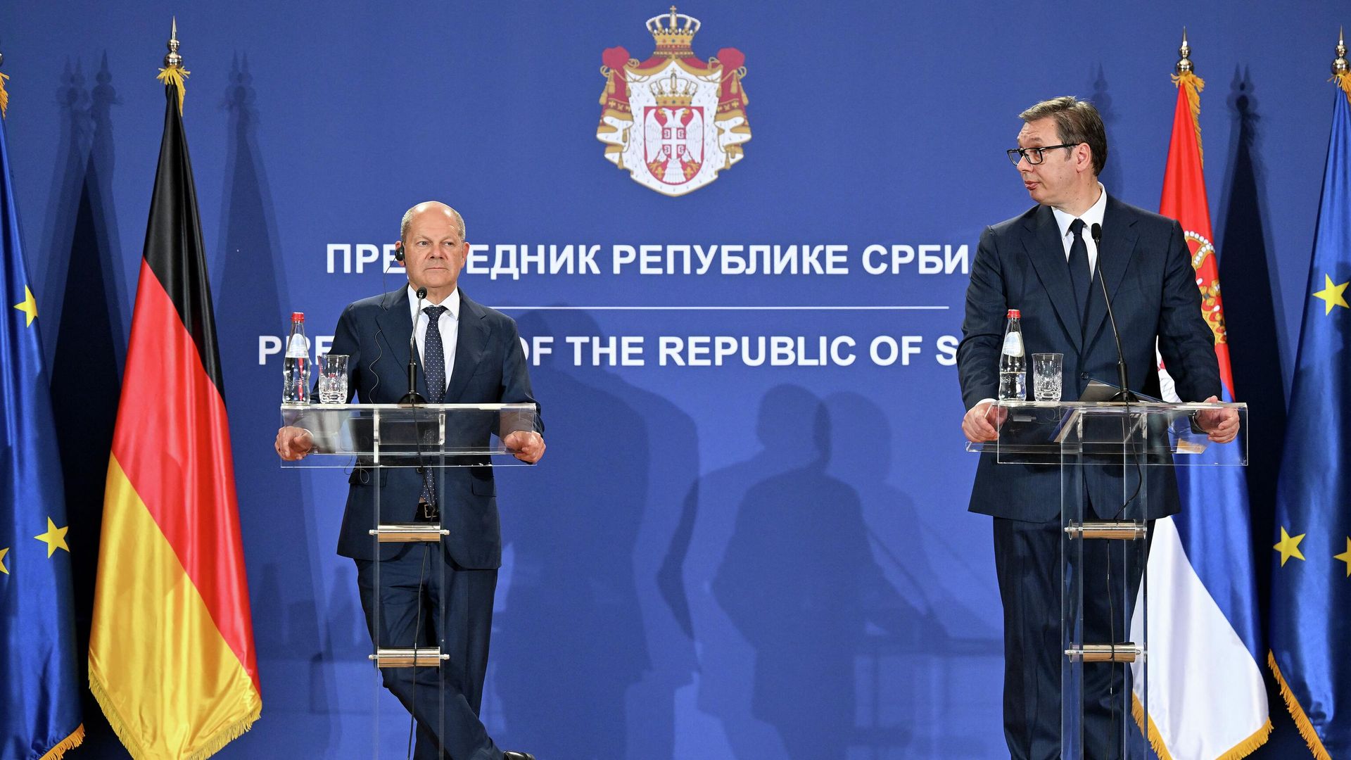 Канцлер Германии Олаф Шольц и президент Сербии Александр Вучич во время совместной пресс-конференции в Белграде Канцлер Германии Олаф Шольц и президент Сербии Александр Вучич во время совместной пресс-конференции в Белграде - РИА Новости, 1920, 11.06.2022