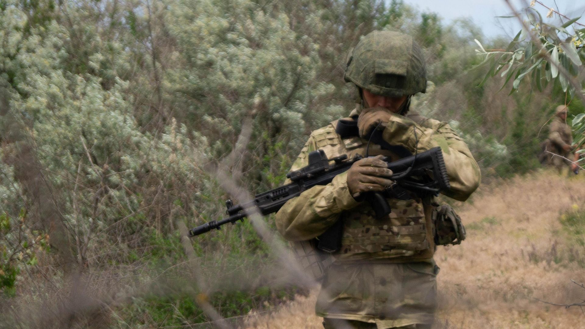 Военнослужащий ВДВ ВС РФ под Николаевом Военнослужащий ВДВ ВС РФ под Николаевом - РИА Новости, 1920, 21.09.2022