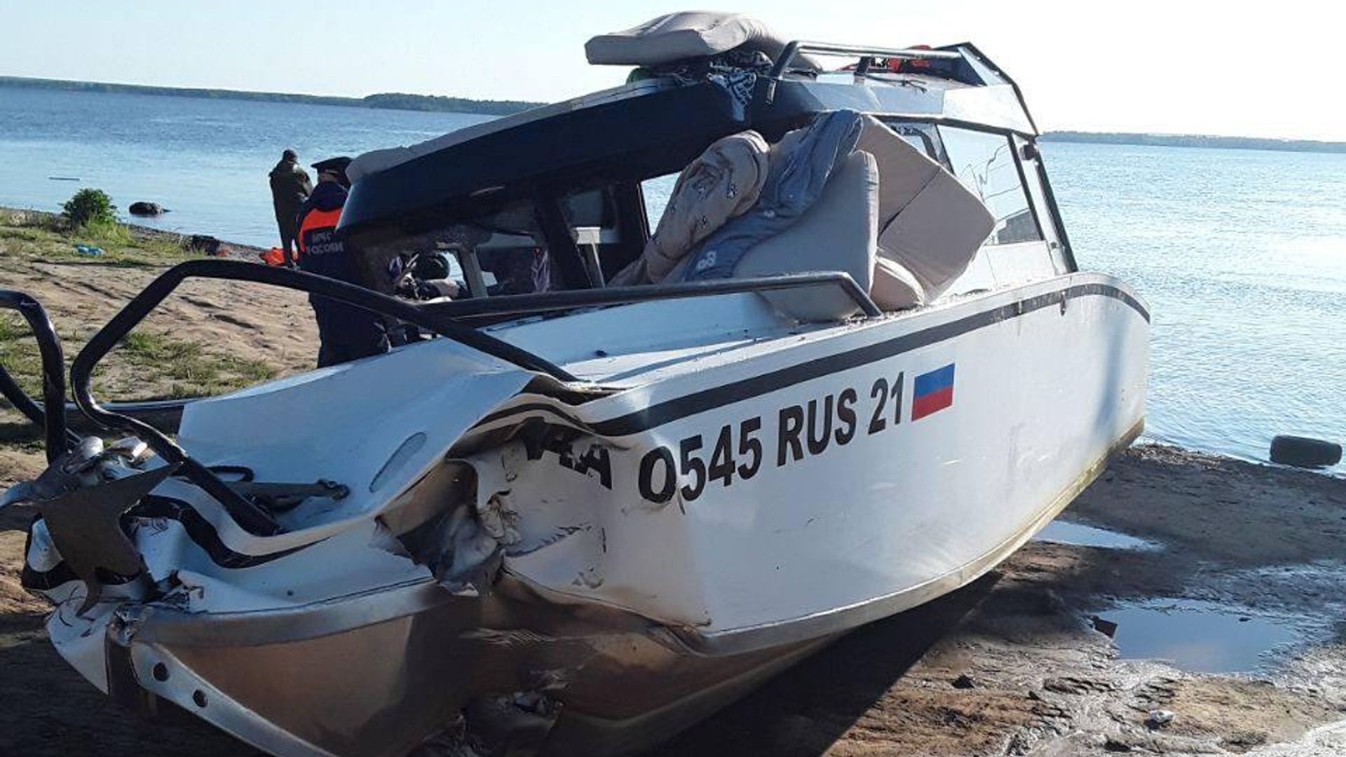 12 июня 2022 года около 23 часов 55 минут на 1147 км судового хода реки Волга произошло столкновение катера Волжанка Voyager 67 с теплоходом Коломенский 803 - РИА Новости, 1920, 13.06.2022